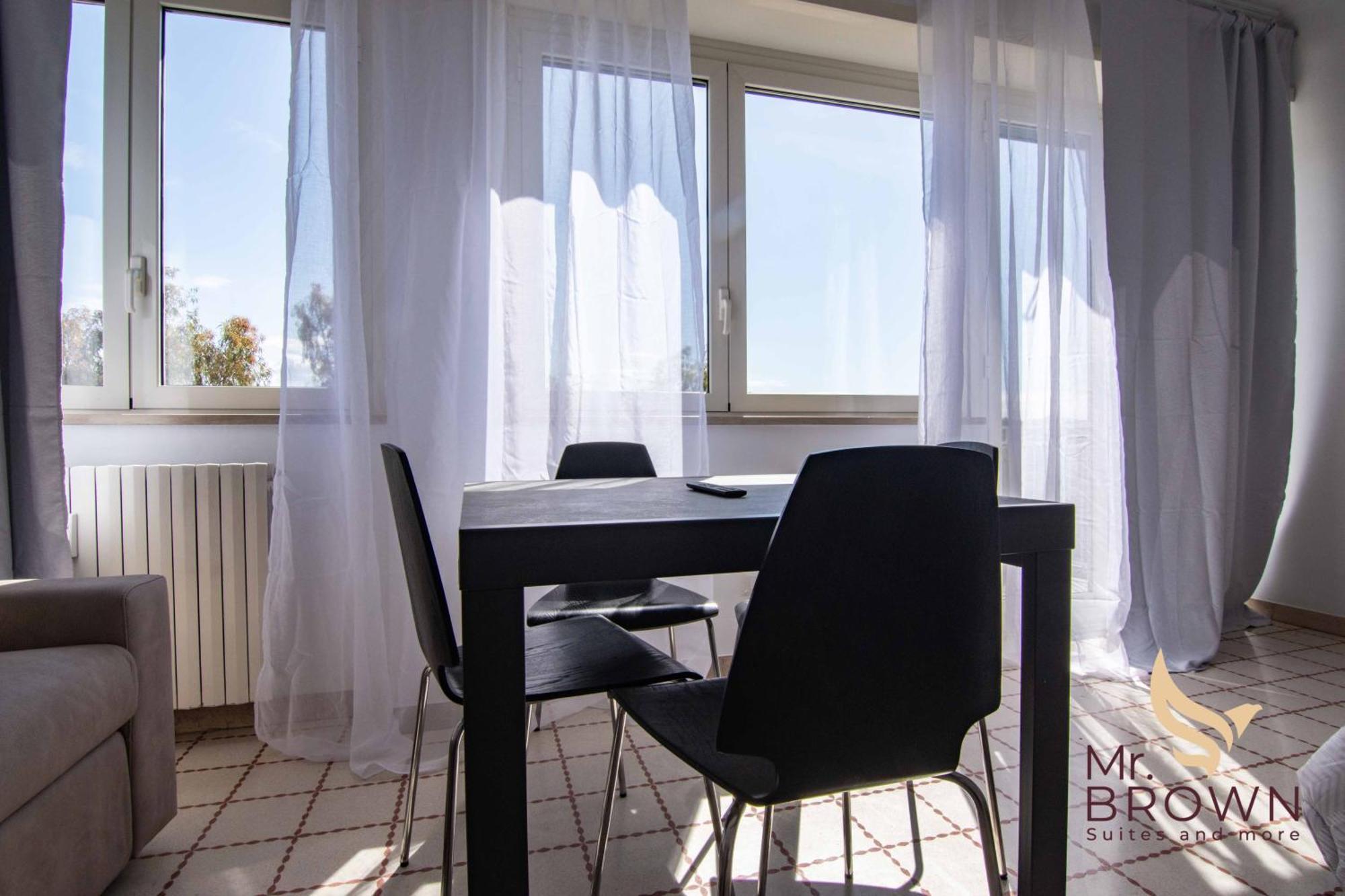 Mr Brown Home And Suites Rome Exterior photo